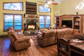 3 Bed 3 Bath Vacation home in Sylva